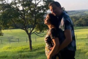 Rafael Cortez e Marcella Calhado serão pais pela primeira vez