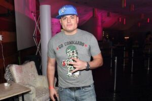 Carlos tem um filho de 10 anos com a ex-bailarina Aline Hauck