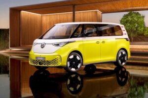 Parte traseira da nova Kombi elétrica da marca alemã