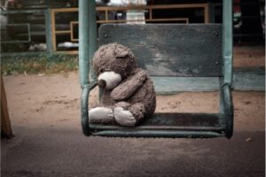 Mãe entrega filho ao conselho tutelar: “Vou atear fogo nele”