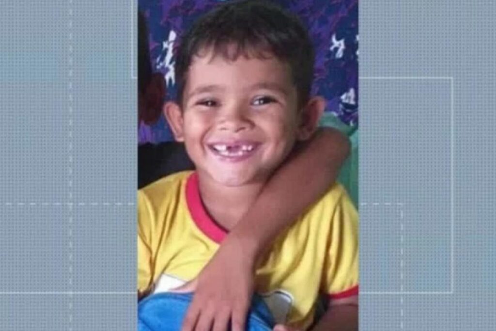 Criança de 5 anos é agredida e morta por três amigos