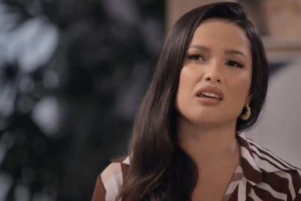 Juliette se emocionou ao falar sobre o aneurisma