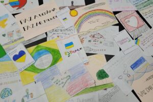 Empatia! Crianças brasileiras enviam 250 cartas de esperança para ucranianos