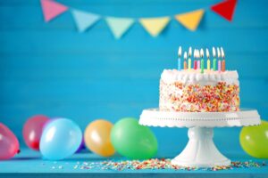 Mensagens de aniversário bonitas e inspiradoras para mandar para família e amigos