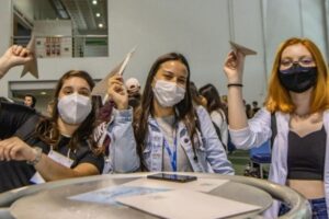 Campeonato de avião de papel