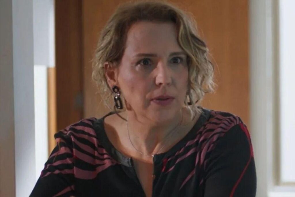 Ana Beatriz Nogueira foi curada do câncer no pulmão