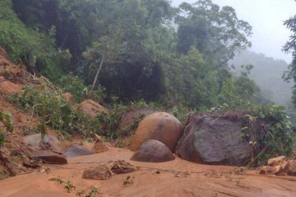 As rodovias seguem interditadas