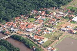 Criança se afoga após entra na piscina sem boia de proteção