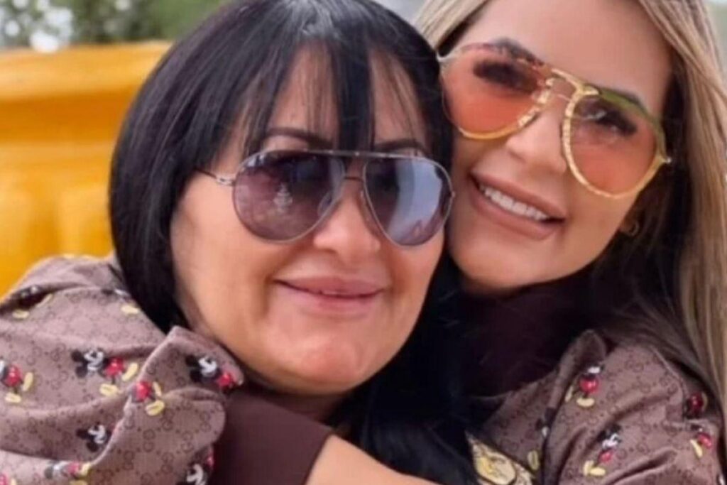 A mãe de Deolane Bezerra foi assediada no ônibus de viagem