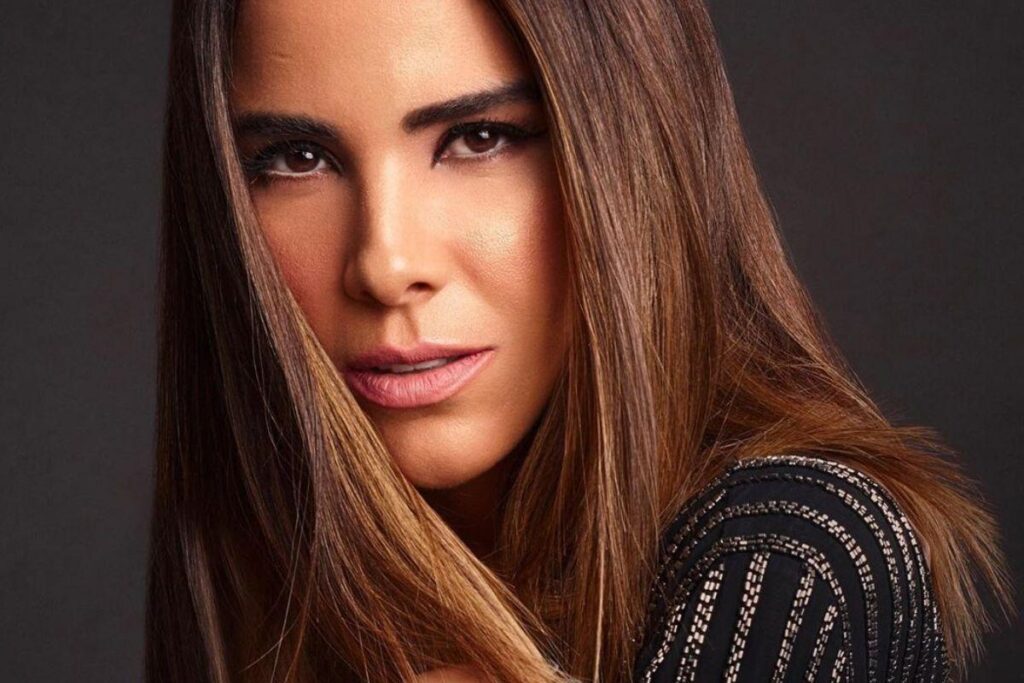 Wanessa Camargo apareceu ao lado dos filhos