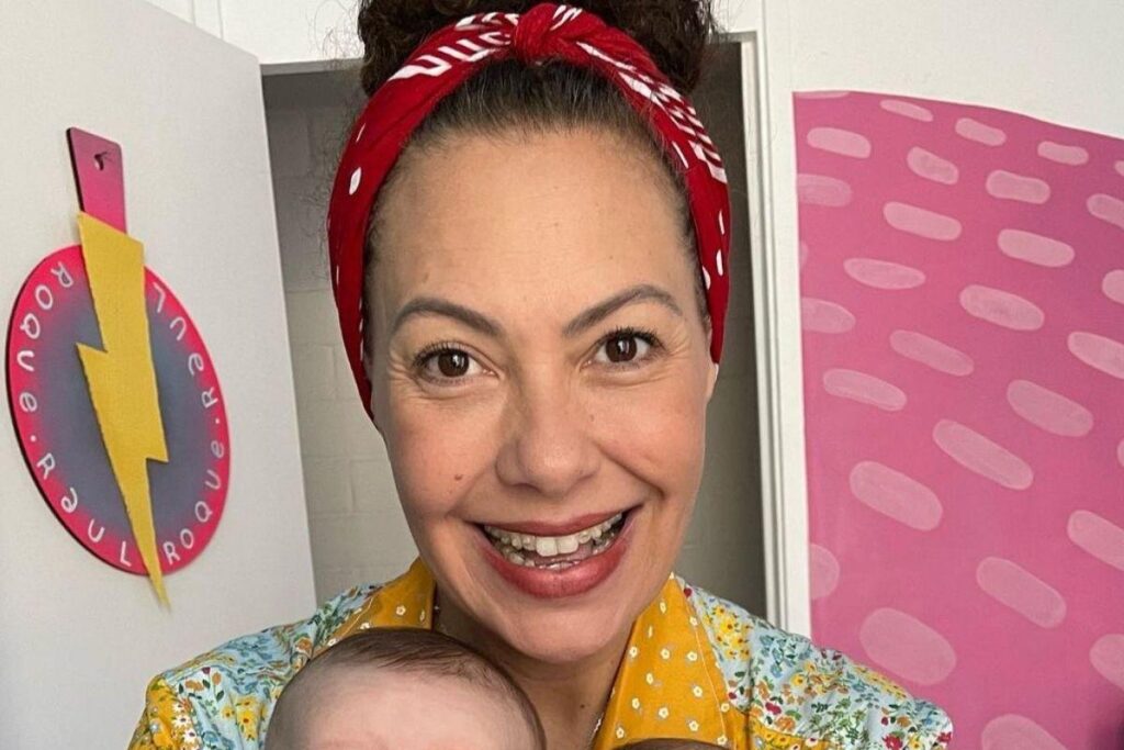 Fabiula Nascimento recria foto antes e depois com os gêmeos
