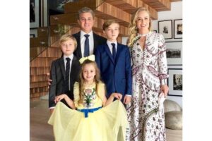Angélica viajou com a família para o Santuário de Nossa Senhora de Fátima
