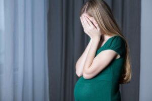 O irmão roubou o nome que a mulher iria colocar no filho