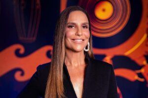 A cantora fez uma rara aparição com as gêmeas