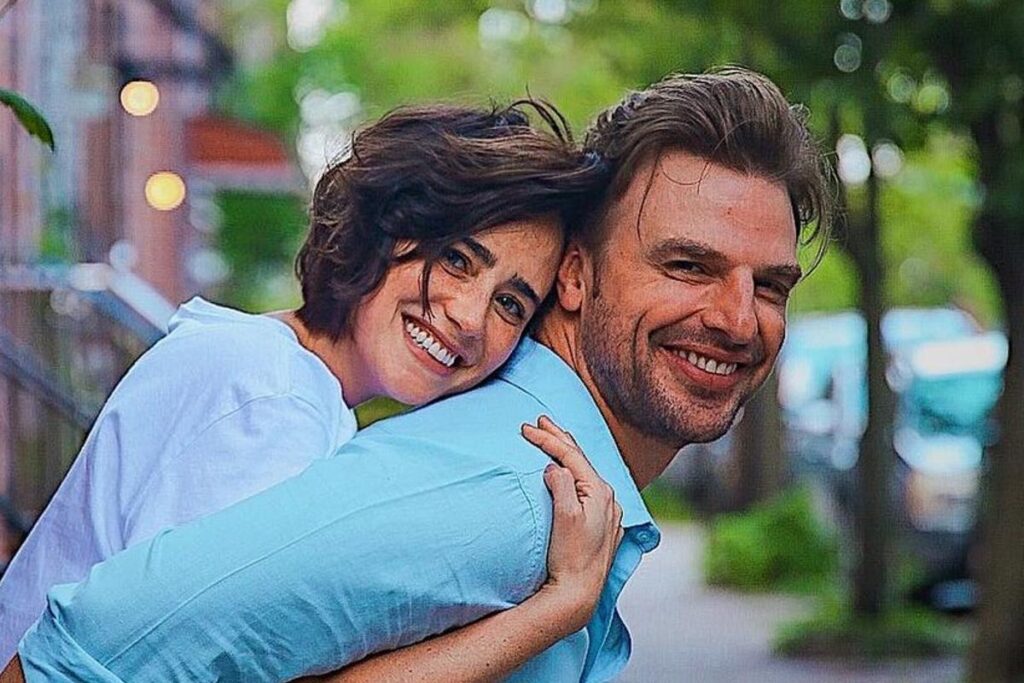 Fernanda Vasconcellos deixa seguidores animados ao compartilhar foto para marcar 9 meses de gestação