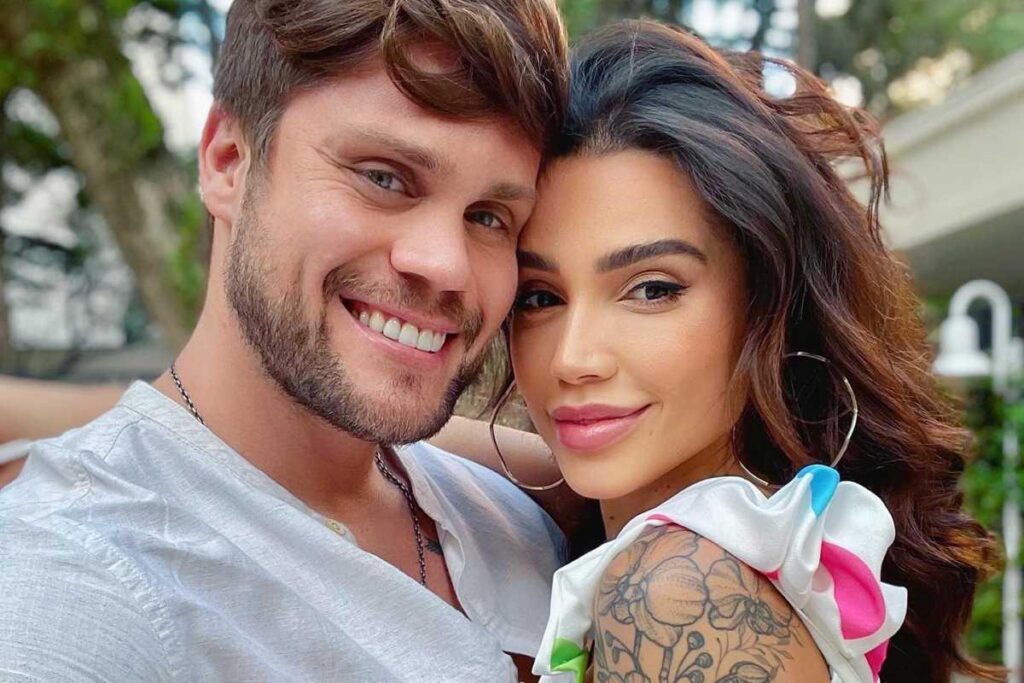 Paula Amorim grávida fala sobre maternidade nas redes sociais