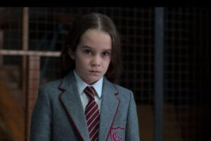 Matilda na vida real: Menina de 9 anos foi adotada pela professora após sofrer em lares adotivos