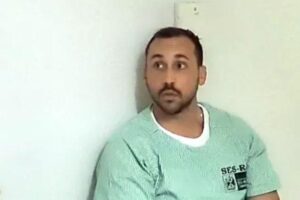 A mulher de 30 anos contou que foi completamente sedada durante o parto.