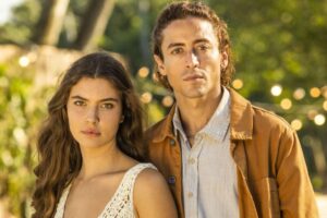 Simulação da filha de Juma (Alanis Guillen) e Jove (Jesuíta Barbosa)