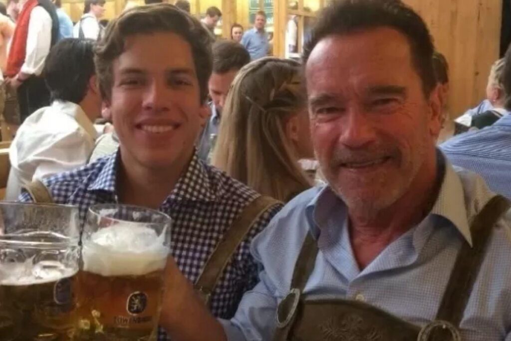 O garoto falou que o pai não quer mais custear as coisas dele