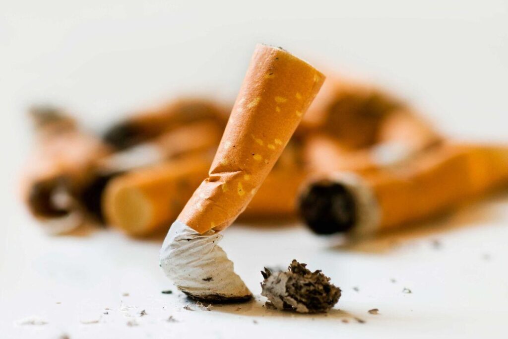 O bebê é exposto na fumaça do cigarro ainda no útero