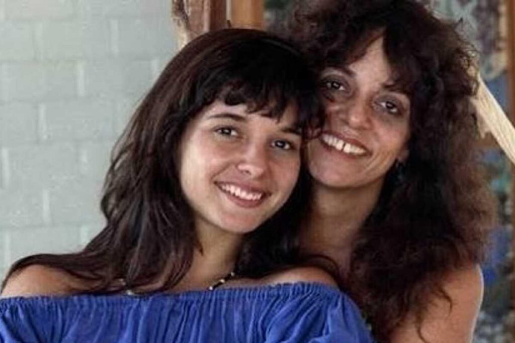Andressa Simonini, editora-executiva da Pais&Filhos está concorrendo ao Troféu Mulher Imprensa
