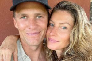 Gisele com os filhos Vivian e Benjamin, o enteado Jack e o marido Tom