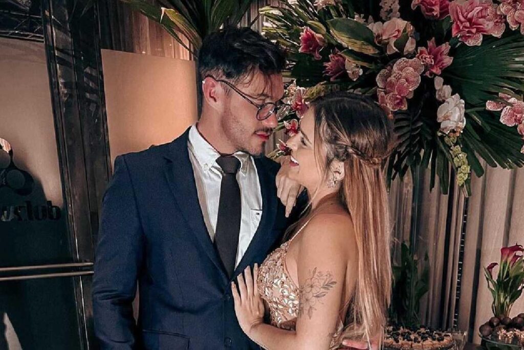 Viih Tube anuncia primeira gravidez com Eliezer