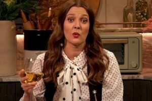 Drew Barrymore contou sobre a infância conturbada