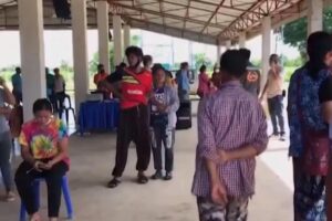 O homem invadiu a creche e matou 25 crianças e 12 funcionários