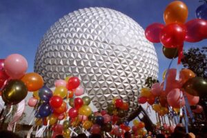 EPCOT, parque da Disney, foi inaugurado em 1º de outubro de 1982