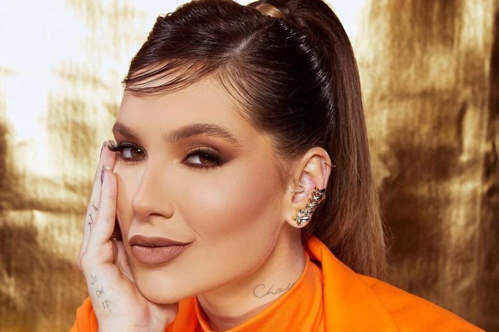 Mãe de Virginia Fonseca posta novas fotos do parto da récem-nascida, Maria Flor