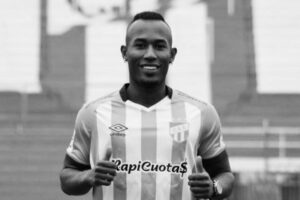 O jogador fez a primeira parte do treino normalmente