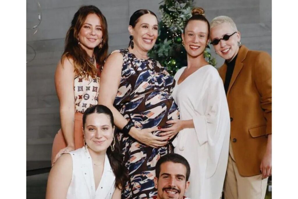 Claudia completa 56 anos de vida