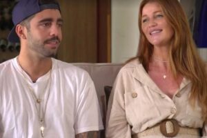 Cintia Dicker ao lado do companheiro e de Aurora