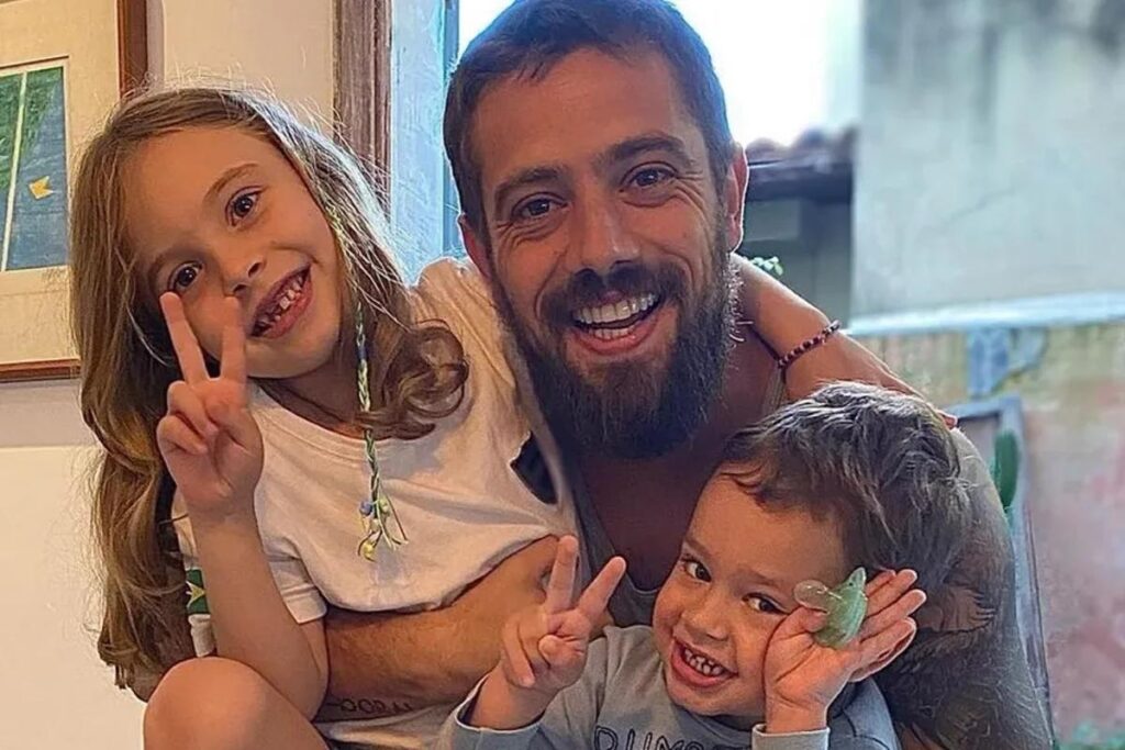 Rafael Cardoso fala sobre planos após separação: “Quero ficar cada vez mais grudados com meus filhos”