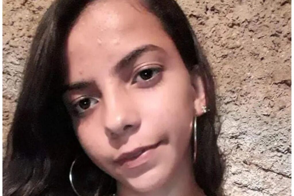 Em uma manobra brusca durante o trajeto até o hospital, o monitor cardíaco se soltou