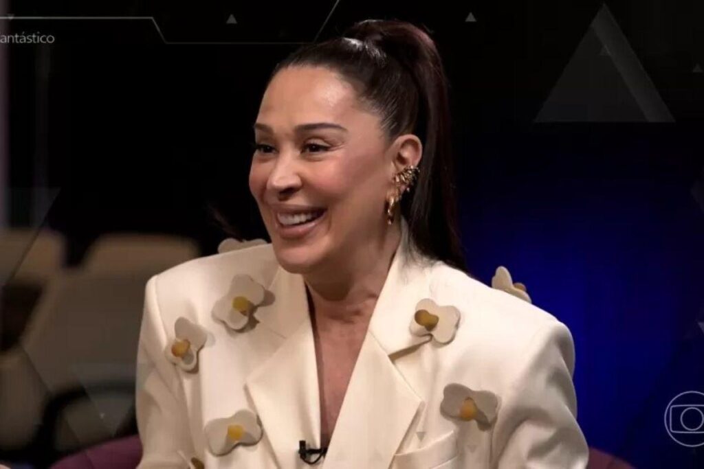 Claudia Raia apareceu ao lado da filha
