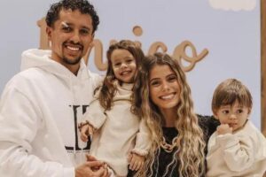 Esposa de Marquinhos mostra reação dos filhos ao comerem fast food pela primeira vez