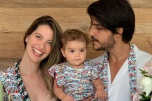 Nathalia Dill com a família