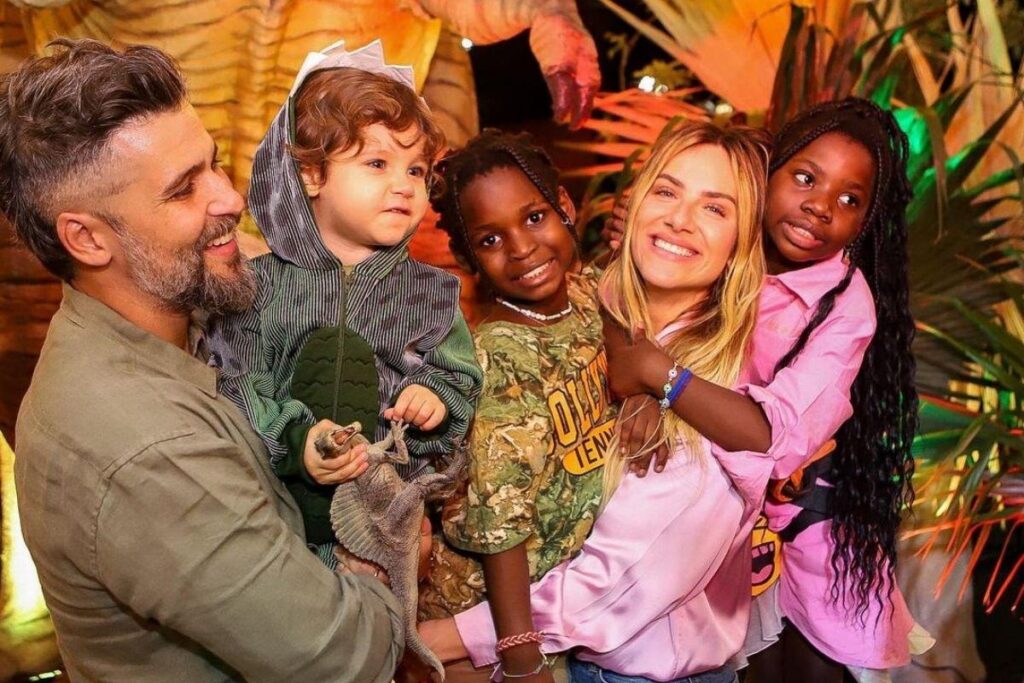 Com 3 filhos, Bruno Gagliasso e Giovanna Ewbank constroem “refúgio”: “longe de tudo e todos”