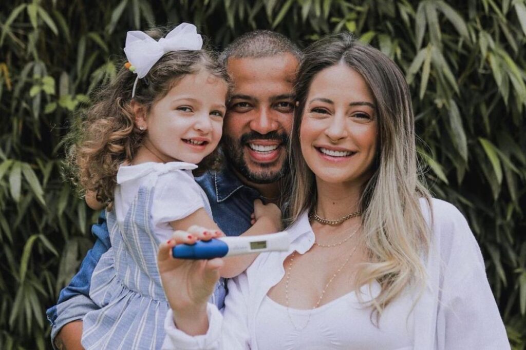 Tamy Contro diz que está separada de Projota