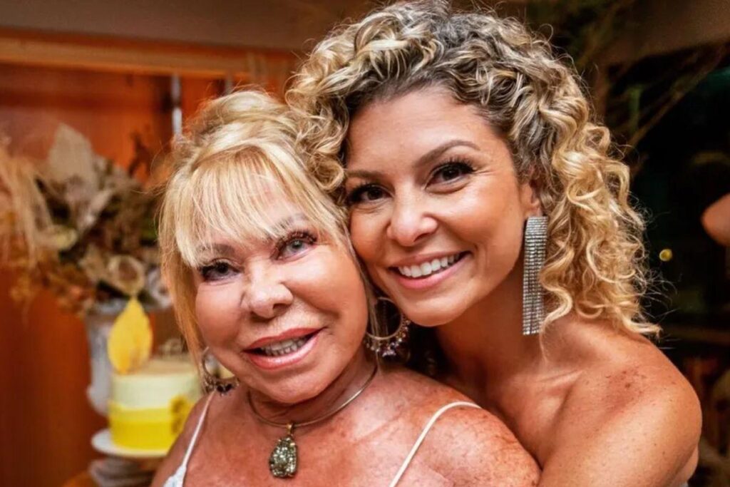 Bárabaa Borges celebra o aniversário da mãe