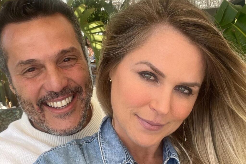 Susana falou que Julio Cesar está viajando