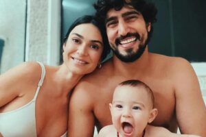 Renato Góes guarda DIU usado por Thaila Ayala antes da gravidez: “Eu queria muito e ela me deu”
