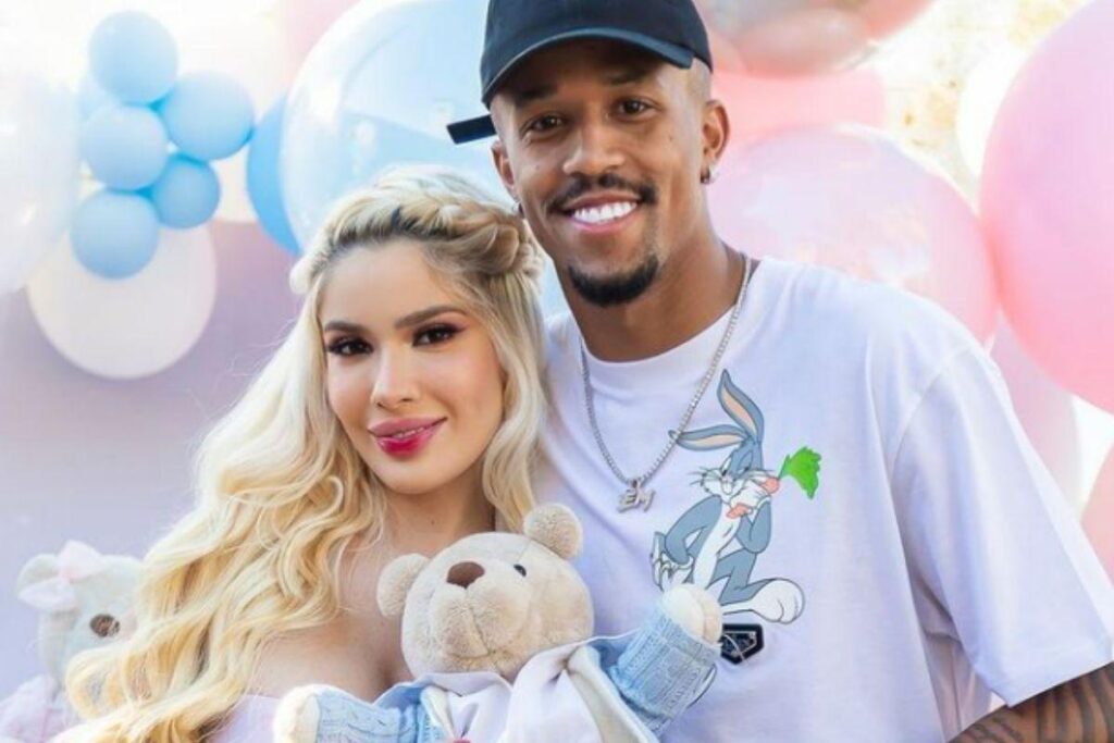 Karoline Lima e Éder Militão comemoram mesversário da filha juntos