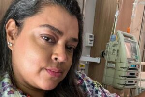 Cantora está tratando um câncer de intestino e ainda passou por uma traição recentemente
