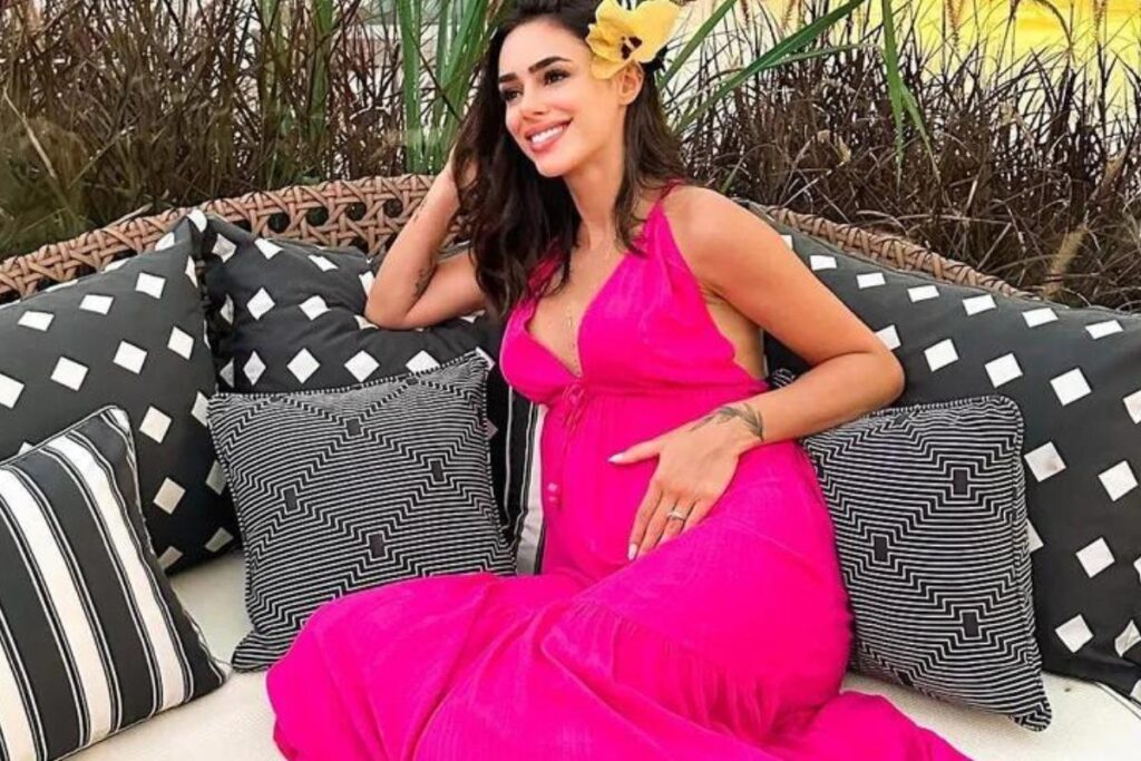 Em seus Stories do Instagram, Bruna Biancardi mostrou como era quando era em sua infância