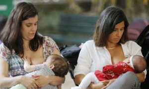 Conciliar a rotina materna com a profissional ainda é um desafio pouco acolhido dentro das empresa