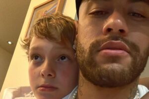 No Dia dos Pais, Neymar postou foto ao lado do filho Davi Lucca